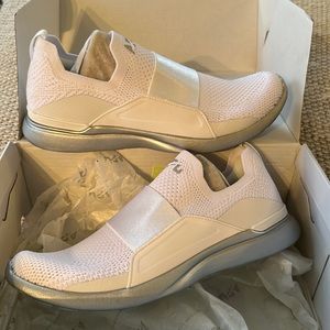 Brand new APL Techloom Bliss